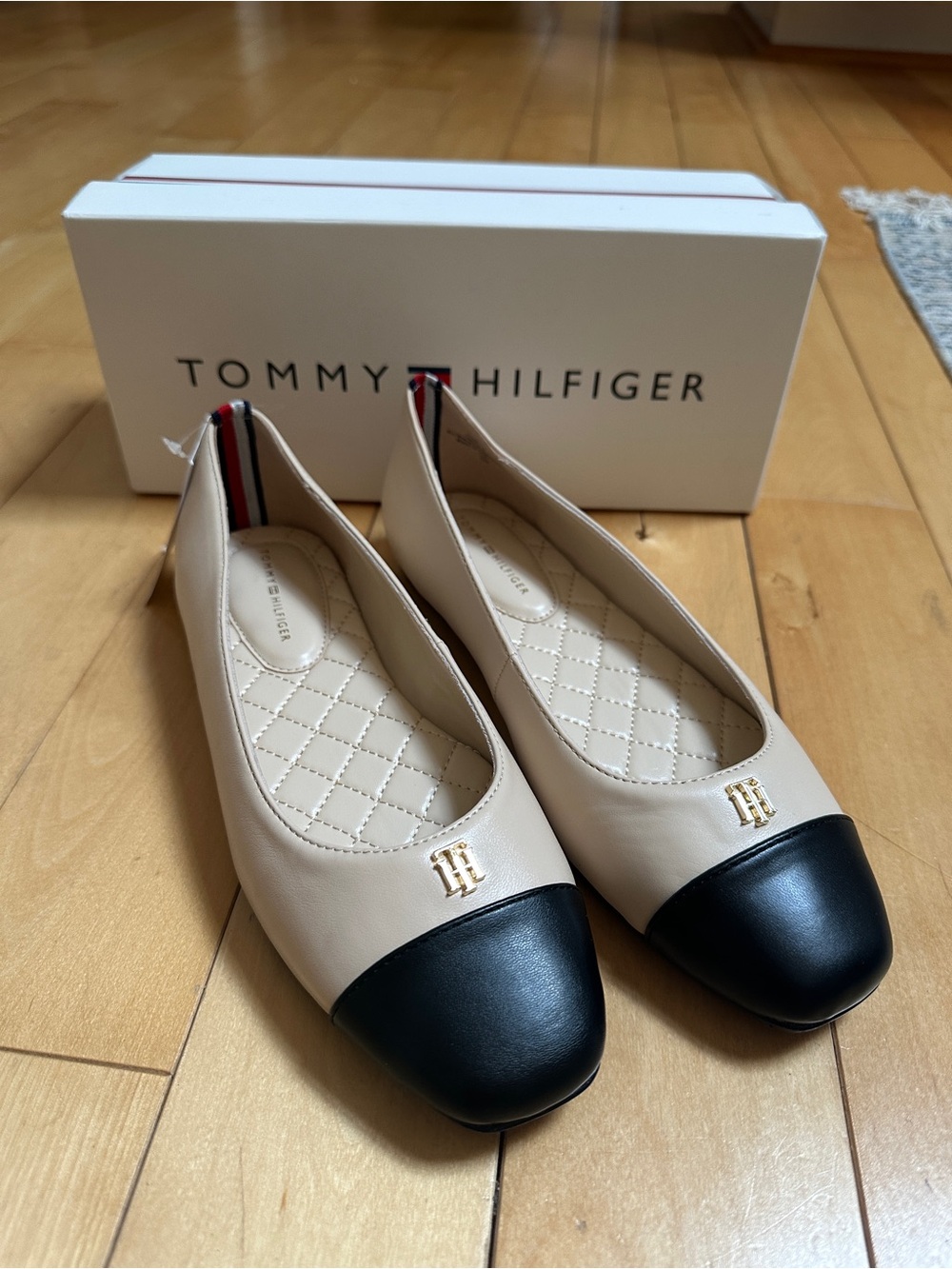 Tommy Hilfiger Beige and Black Cap-Toe Ballet Flats